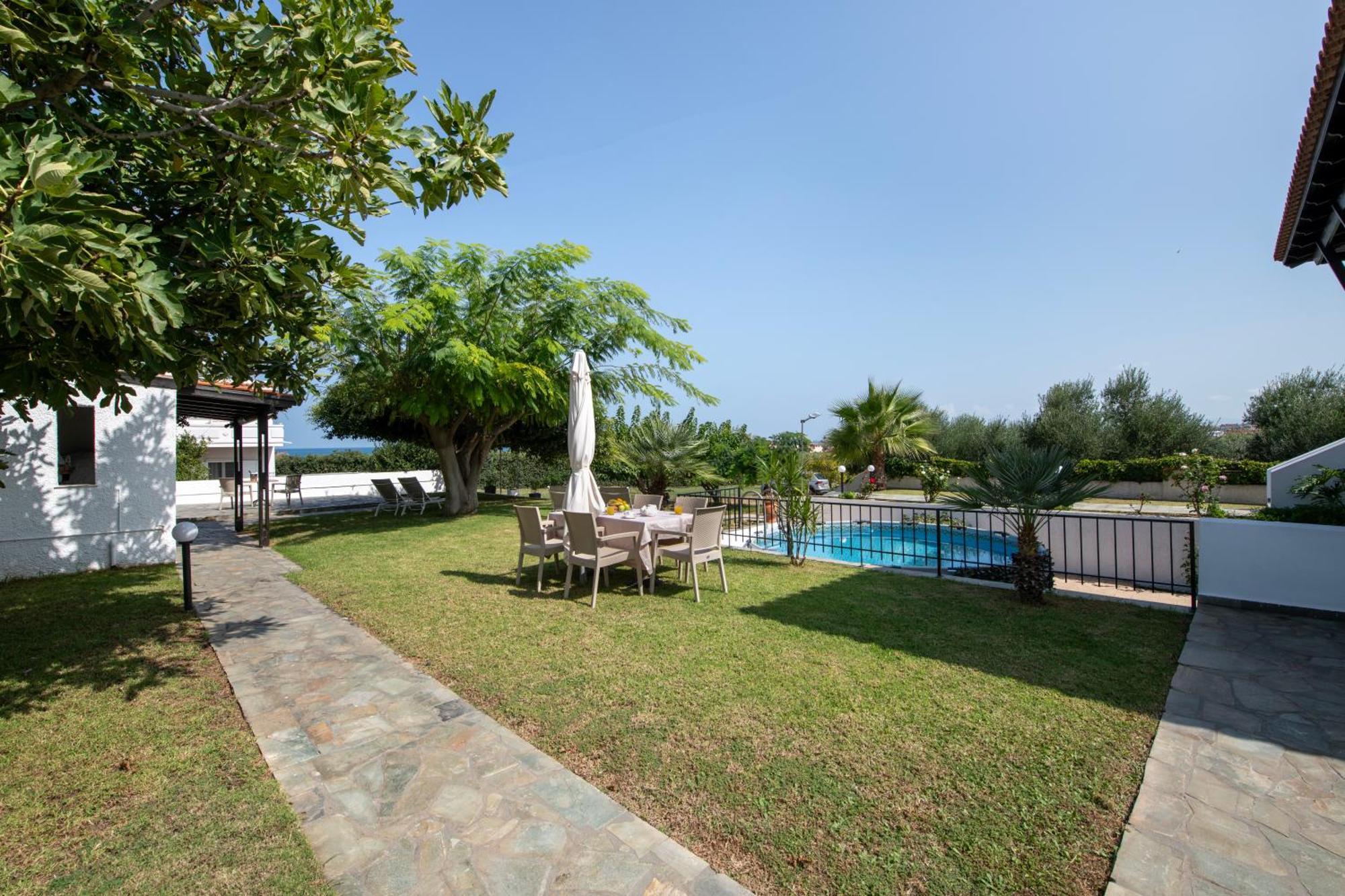 Villa Eleni 100M From The Sea Rapaniana Екстер'єр фото