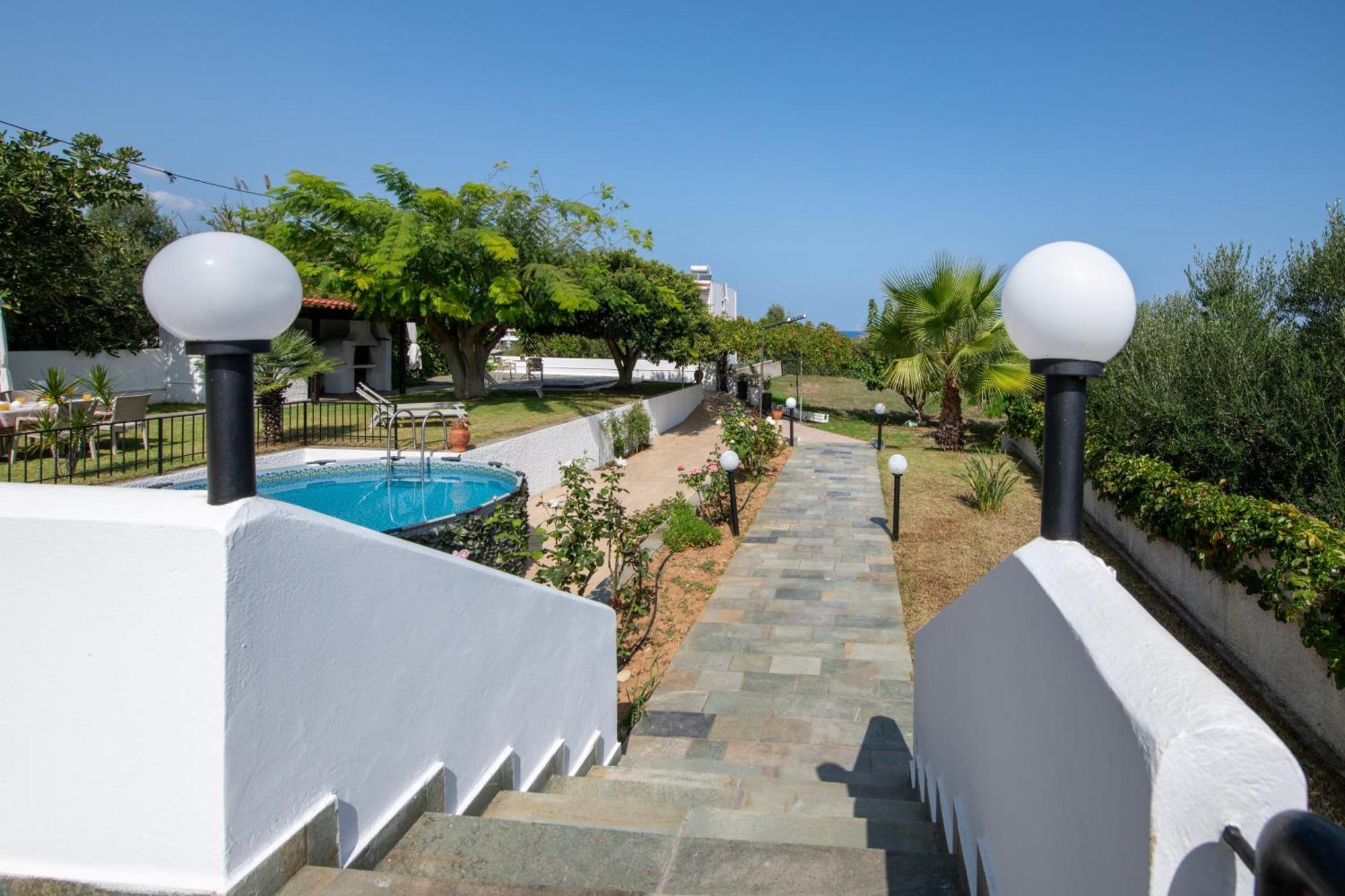Villa Eleni 100M From The Sea Rapaniana Екстер'єр фото