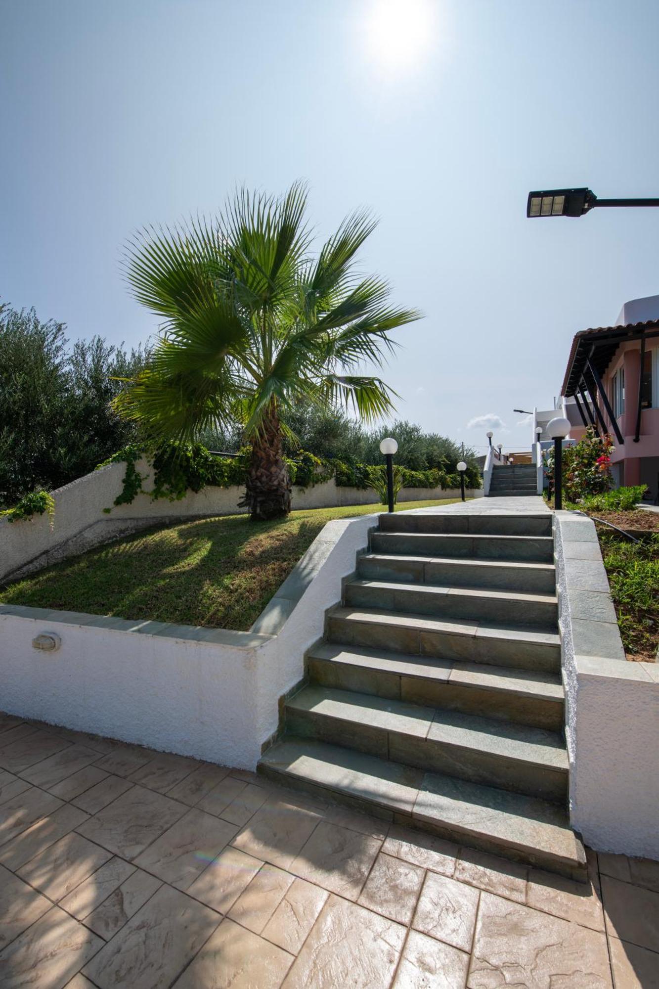 Villa Eleni 100M From The Sea Rapaniana Екстер'єр фото